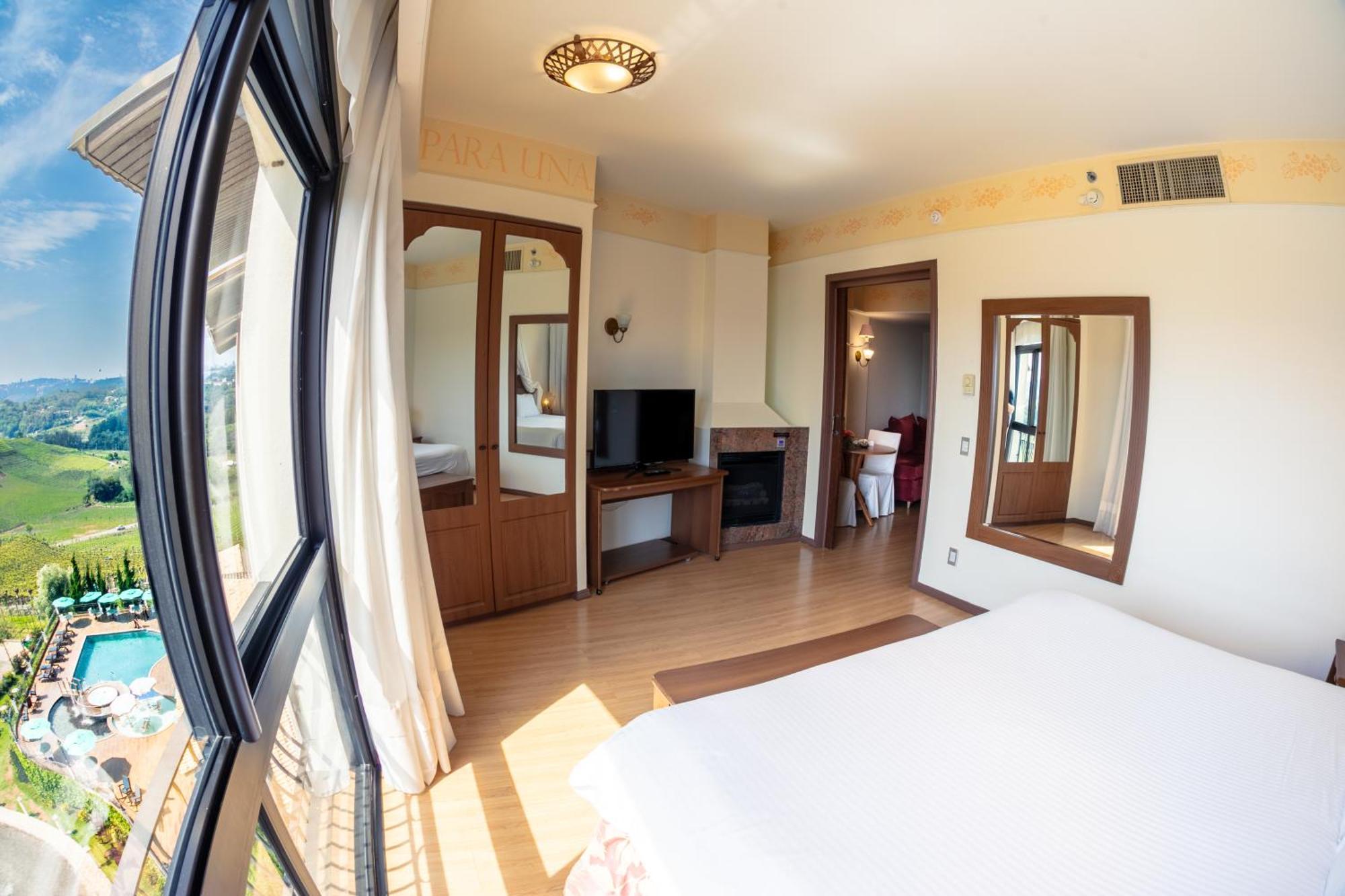 Spa Do Vinho Condominio Vitivinicola Bento Goncalves Ngoại thất bức ảnh A room at the hotel