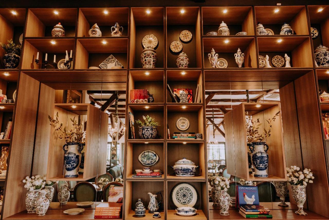 Spa Do Vinho Condominio Vitivinicola Bento Goncalves Ngoại thất bức ảnh A display of the collection of the National Museum of Malaysia