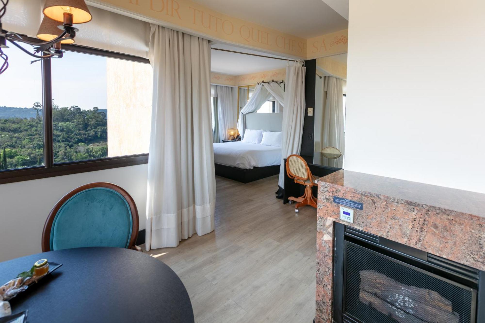 Spa Do Vinho Condominio Vitivinicola Bento Goncalves Ngoại thất bức ảnh Suite